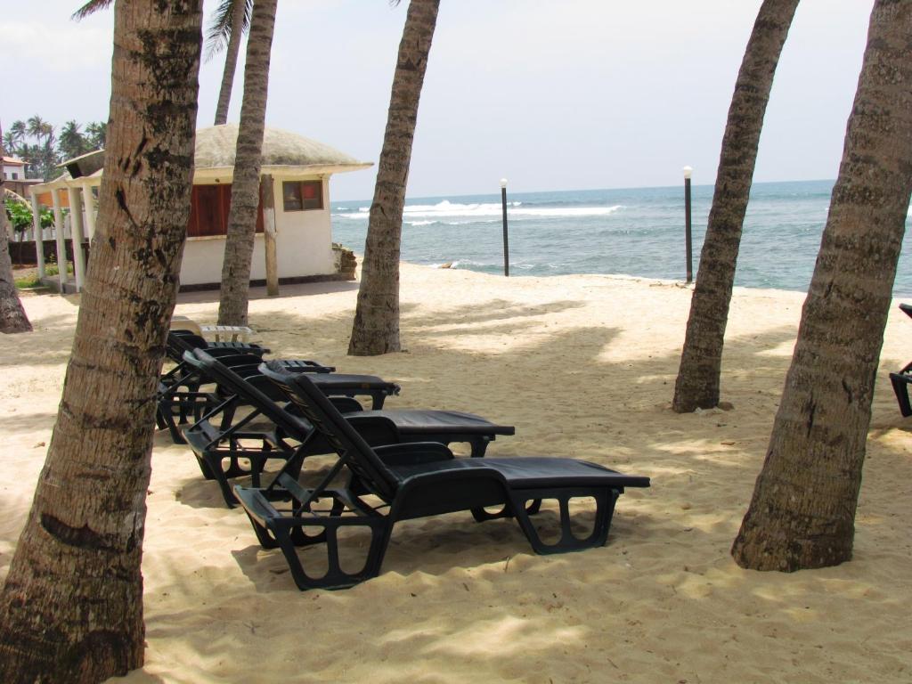 Miltons Beach Resort Unawatuna Bagian luar foto