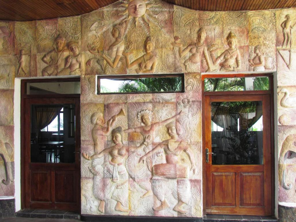 Miltons Beach Resort Unawatuna Bagian luar foto