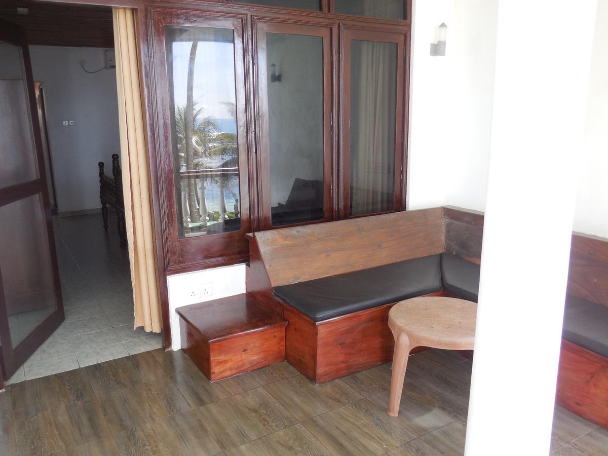 Miltons Beach Resort Unawatuna Bagian luar foto
