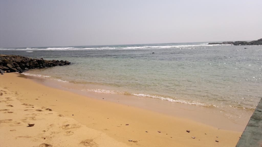 Miltons Beach Resort Unawatuna Bagian luar foto